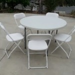 kids round table for party jumper